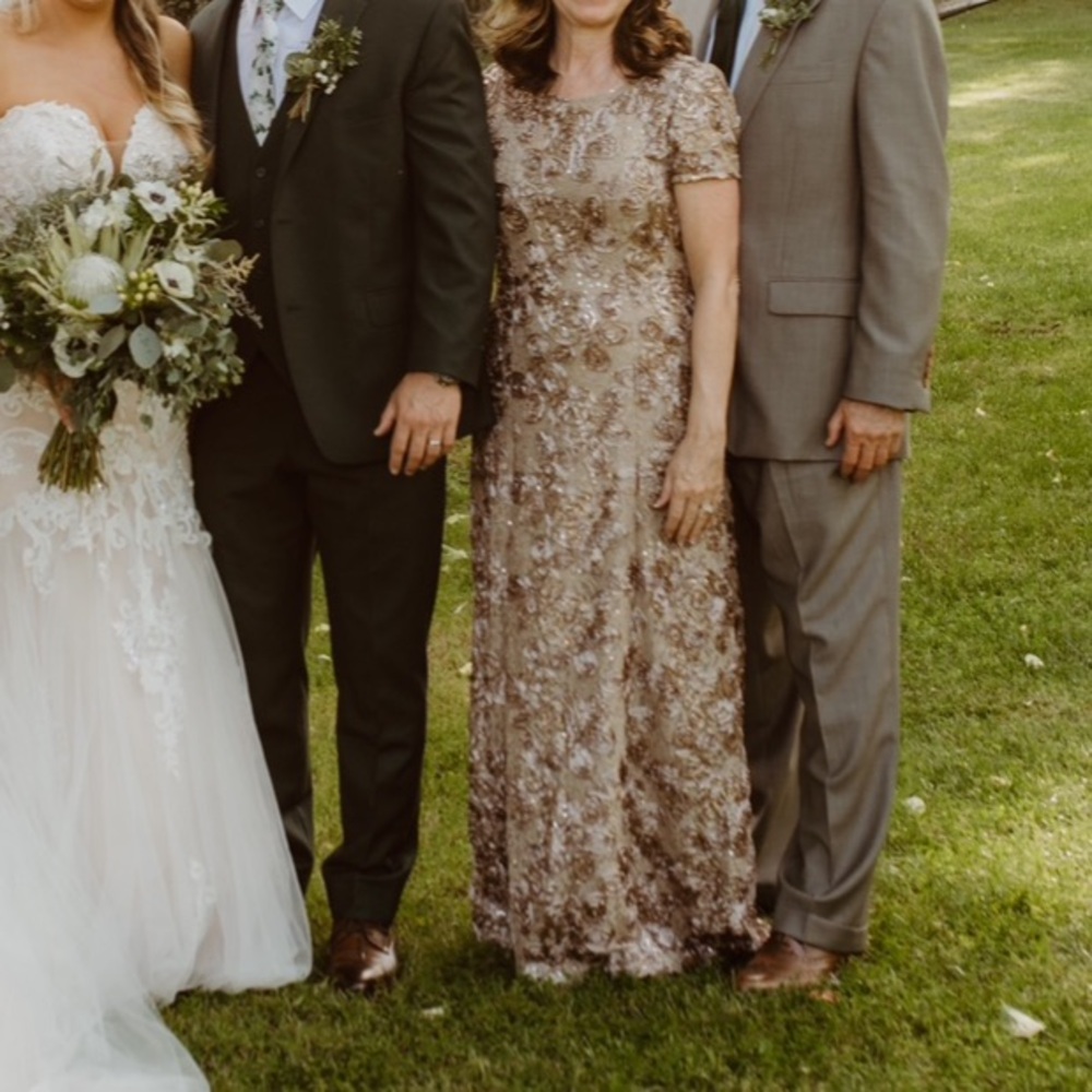 Alex Evenings scoop neck mother of the bride/ groom wedding dress